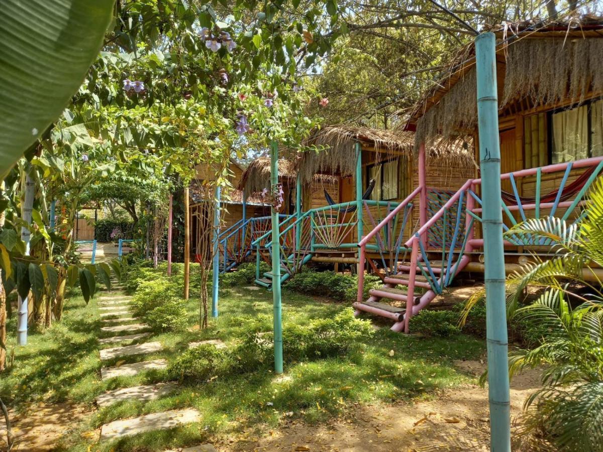 Avani Del Desierto Villavieja Exterior foto